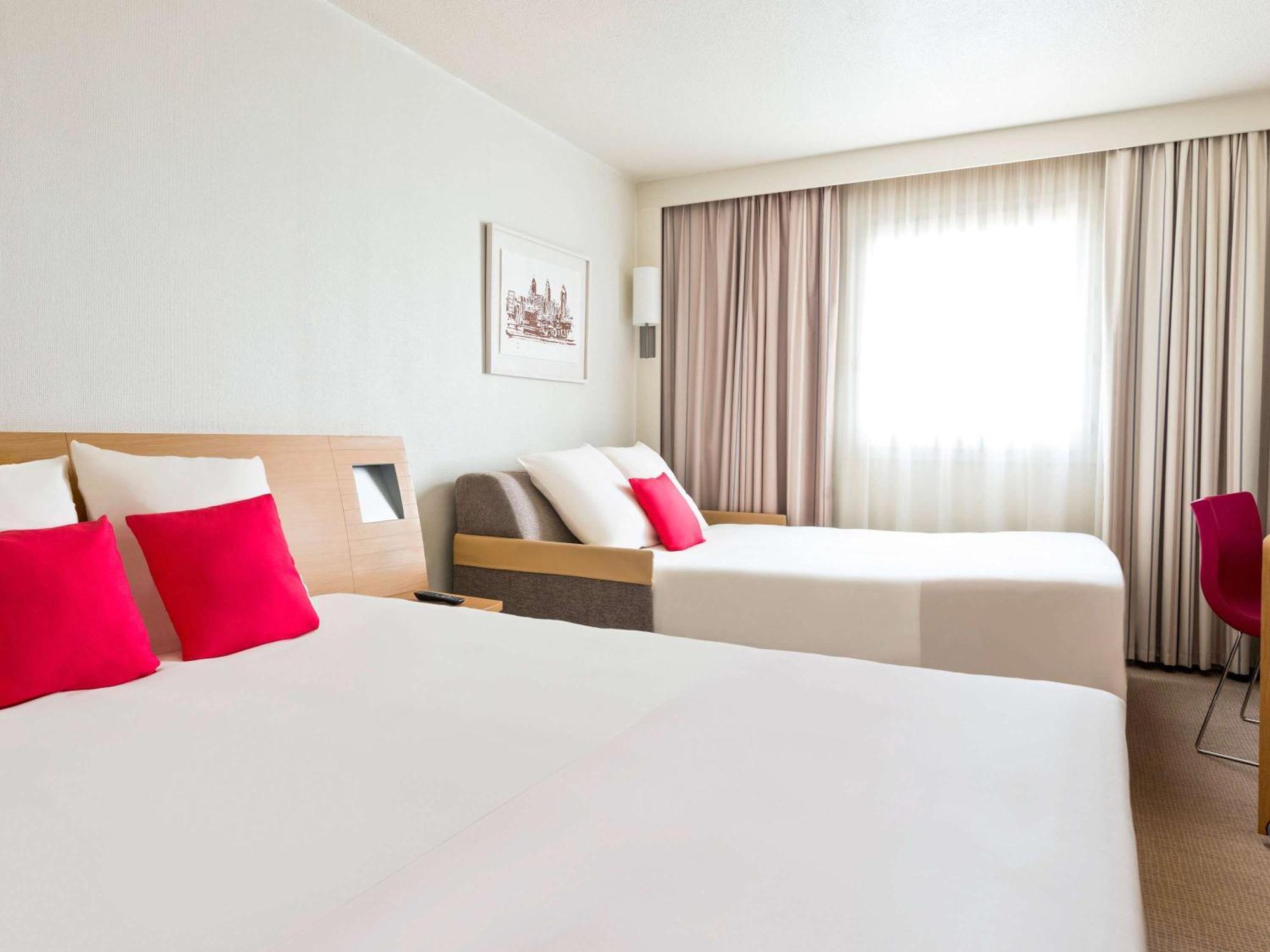 Novotel Atria Nimes Centre Ngoại thất bức ảnh