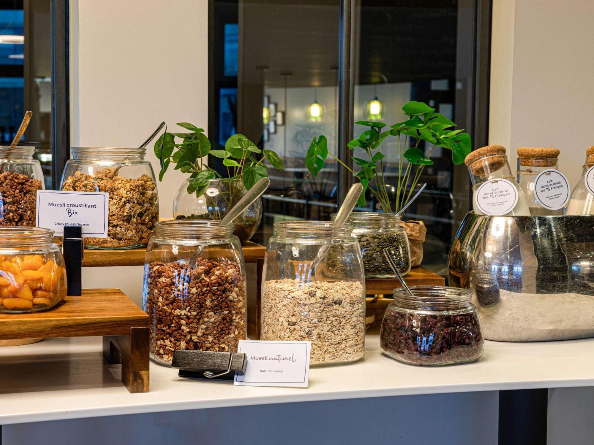 Novotel Atria Nimes Centre Ngoại thất bức ảnh